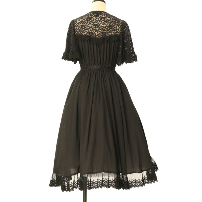 USED】【Mサイズ】Helene レースローブ | Sheglit Wunderwelt Online ...
