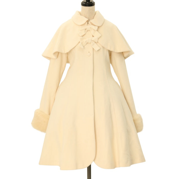 USED】アンゴラウール ケープ付編み上げリボンコート | Victorian 