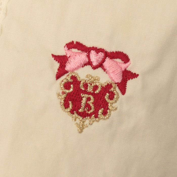 後ろピンタックブラウス – BABY 刺繍入り後ろピンタックブラウス